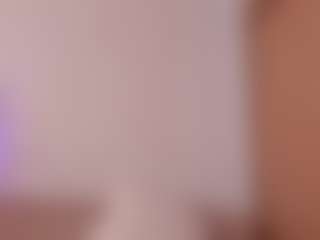 EmmaCollemann's Live Sex Cam Show