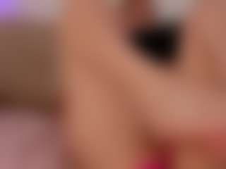 Live cam show with EmmaCollemann - Tease Blonde Hair on Camsoda
