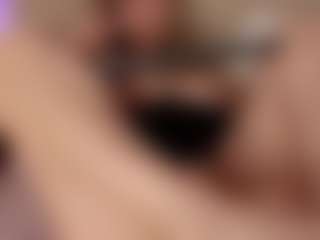 EmmaCollemann's Live Sex Cam Show
