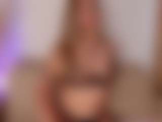 EmmaCollemann's Live Sex Cam Show