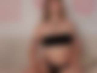 EmmaCollemann's Live Sex Cam Show