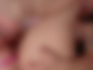 EmmaCollemann's Live Sex Cam Show