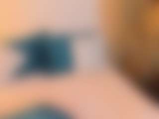 Sally-Rosses's Live Sex Cam Show