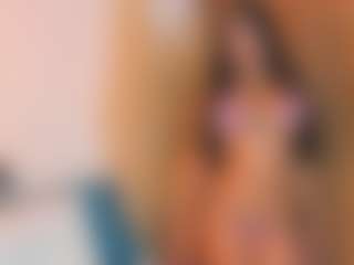 Sally-Rosses's Live Sex Cam Show