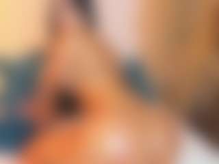 Live cam show with Sally-Rosses - Bedroom on nudelive.tv