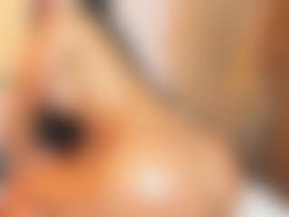 Sally-Rosses's Live Sex Cam Show