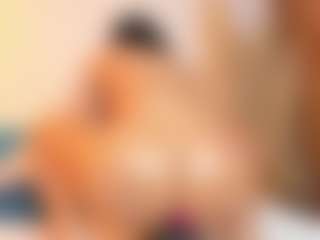 Live cam show with Sally-Rosses - Tease Latina on CamClone | colombia