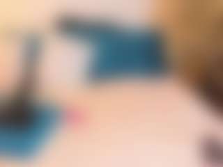 Live cam show with Sally-Rosses - Wet on Camsoda