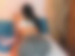 Live cam show with Sally-Rosses - Bedroom Brown Hair on StripNow