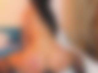 Sally-Rosses's Live Sex Cam Show