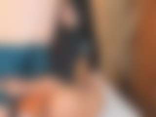 Live cam show with Sally-Rosses - Shaved Pussy Teen (18+) on StripNow