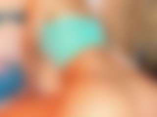 Sally-Rosses's Live Sex Cam Show