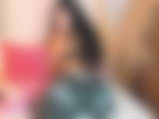 Live cam show with Sally-Rosses - Shaved Pussy on Camsoda