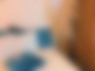 Sally-Rosses's Live Sex Cam Show
