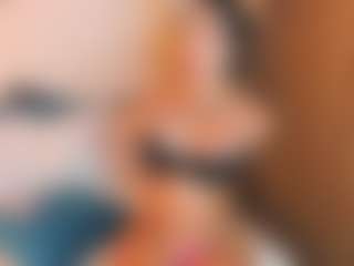 Sally-Rosses's Live Sex Cam Show