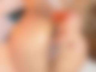 Live cam show with Sally-Rosses - Lush Brown Hair on Camsoda