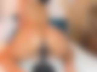 Sally-Rosses's Live Sex Cam Show
