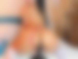 Sally-Rosses's Live Sex Cam Show