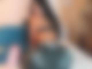 Live cam show with Sally-Rosses - Bedroom Teen (18+) on Camsoda