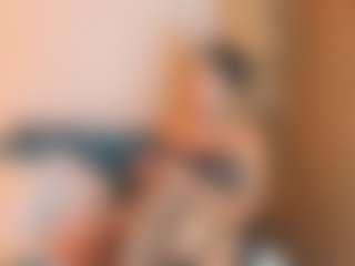 Sally-Rosses's Live Sex Cam Show