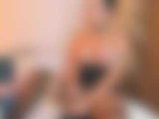 Sally-Rosses's Live Sex Cam Show