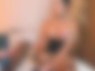 Sally-Rosses's Live Sex Cam Show