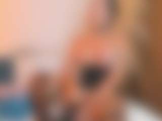 Sally-Rosses's Live Sex Cam Show