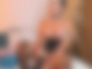 Sally-Rosses's Live Sex Cam Show