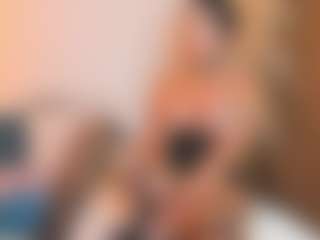 Sally-Rosses's Live Sex Cam Show