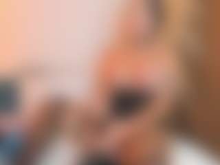 Sally-Rosses's Live Sex Cam Show