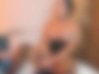 Sally-Rosses's Live Sex Cam Show