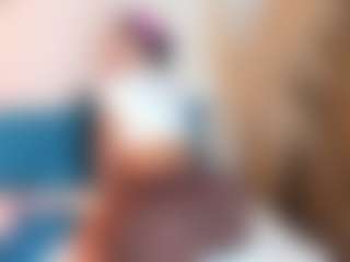 Sally-Rosses's Live Sex Cam Show