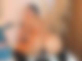 Live cam show with Sally-Rosses - Young Adult on Free Soda