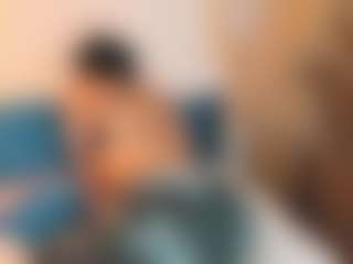 Live cam show with Sally-Rosses - Small Tits Brown Hair on TeamSkeetLive