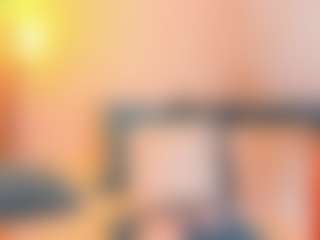 Live cam show with Sally-Rosses - Brown Eyes Brown Hair on Milfs Live