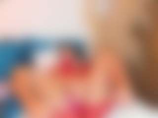 Live cam show with Sally-Rosses - Brown Hair Teen (18+) on xxxlivecams.org