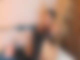 Live cam show with Sally-Rosses - Lush Brown Hair on SquirtSoMuch