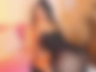 Live cam show with Sally-Rosses - Bedroom Brown Hair on Camsoda