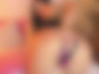 Sally-Rosses's Live Sex Cam Show