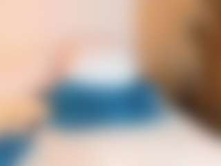 Sally-Rosses's Live Sex Cam Show