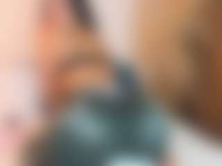 Sally-Rosses's Live Sex Cam Show