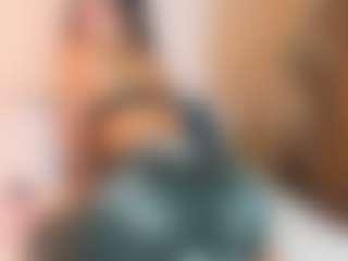 Sally-Rosses's Live Sex Cam Show