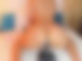 Sally-Rosses's Live Sex Cam Show