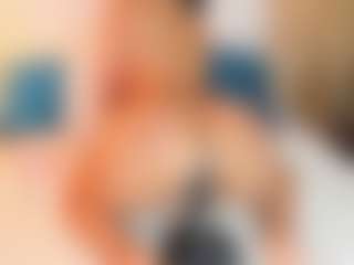 Sally-Rosses's Live Sex Cam Show