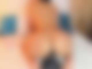 Sally-Rosses's Live Sex Cam Show