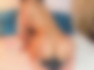 Sally-Rosses's Live Sex Cam Show