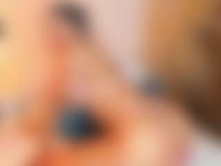 Sally-Rosses's Live Sex Cam Show