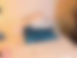 Sally-Rosses's Live Sex Cam Show