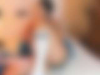 Sally-Rosses's Live Sex Cam Show