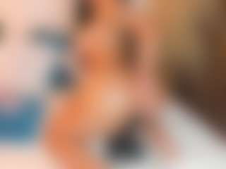 Sally-Rosses's Live Sex Cam Show